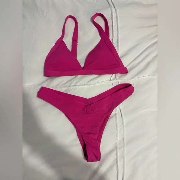 Hot Pink Ribbed Bikini Bottom - Picture 1 of 2
